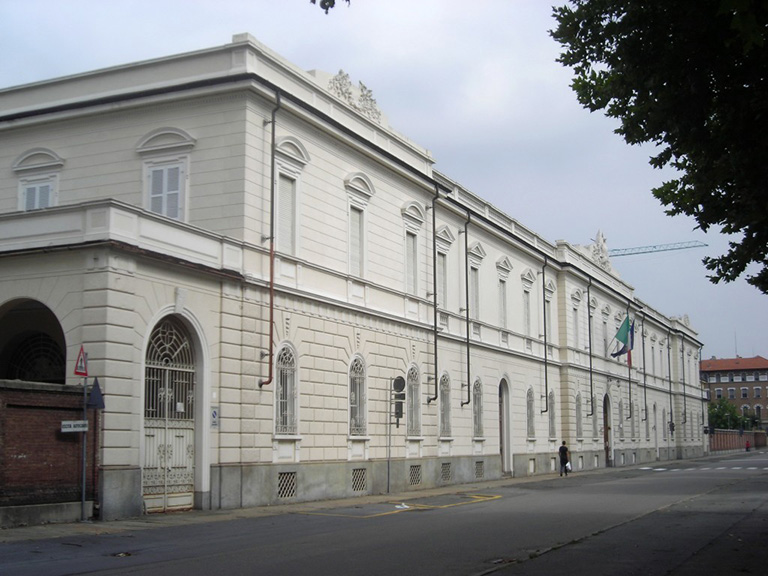 arcas_caserma_riberi_01